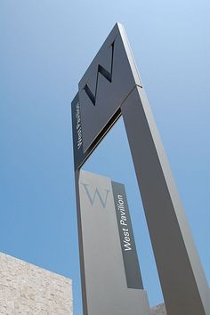 景區(qū)標識牌是傳遞景區(qū)信息的服務系統